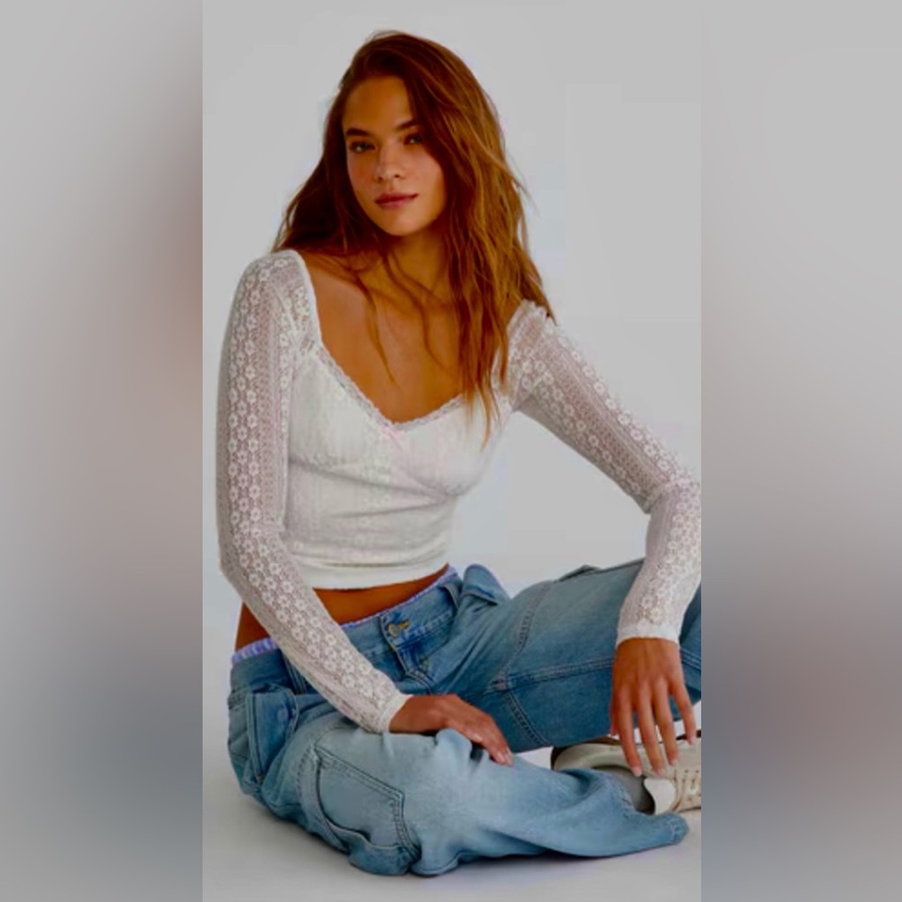 Aeropostale NWT Stretchy Ivory Floral Lace Long Sleeve Crop Top Boho Vixen SZ MD